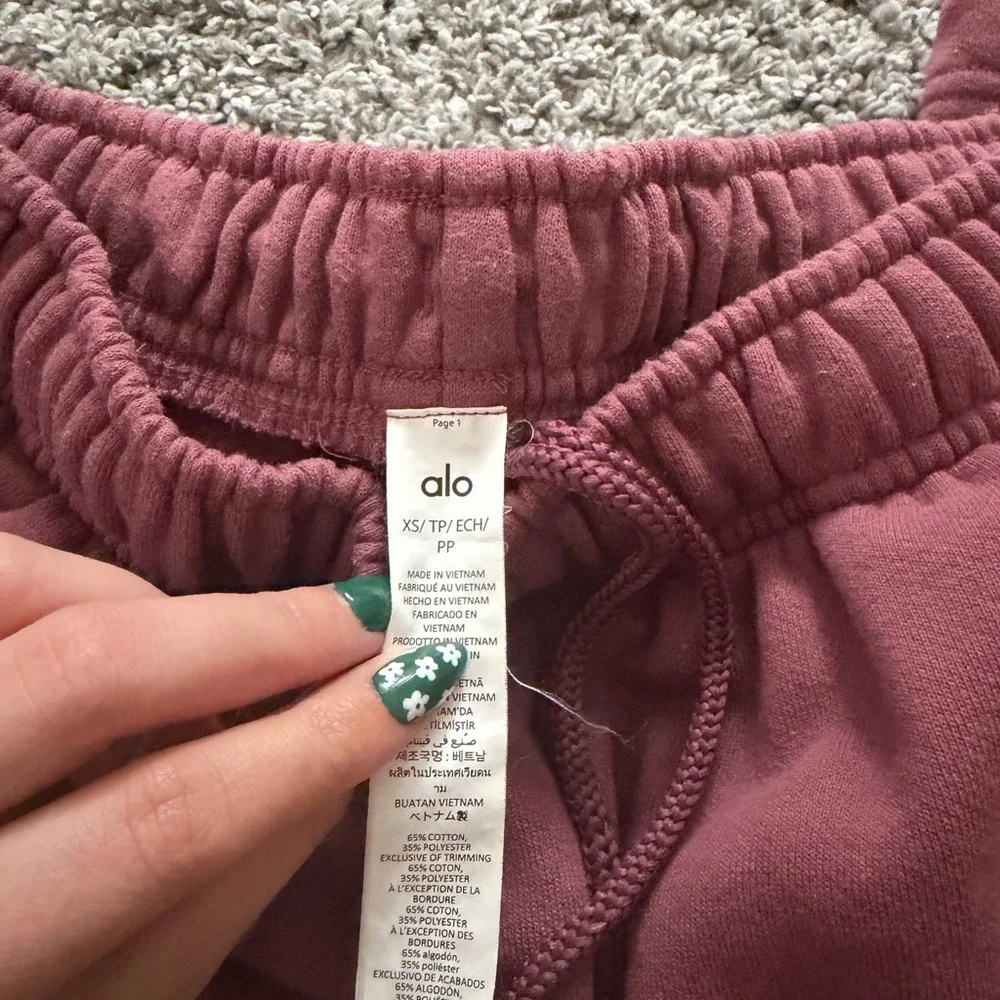 ALO Yoga Accolade Set - Picture 7 of 7